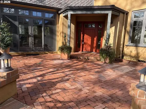 2565 Braewood Lane Eugene OR 97405