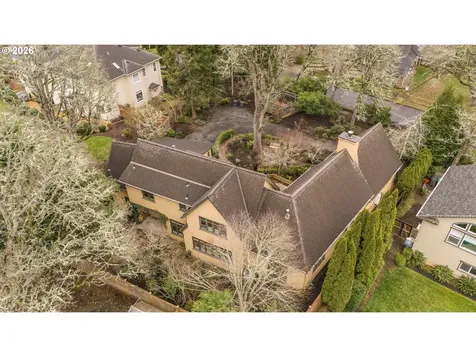 2565 Braewood Lane Eugene OR 97405