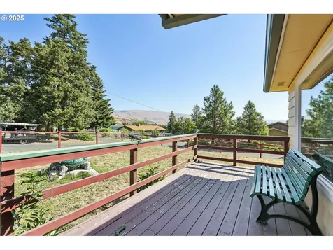 1202 Chinook Street The Dalles OR 97058