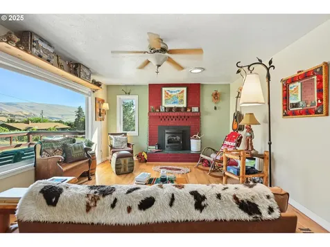 1202 Chinook Street The Dalles OR 97058