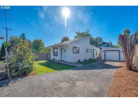 8125 SE 52nd Avenue Portland OR 97206