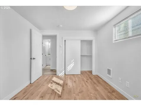 8125 SE 52nd Avenue Portland OR 97206