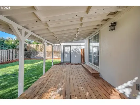 8125 SE 52nd Avenue Portland OR 97206