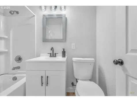 8125 SE 52nd Avenue Portland OR 97206
