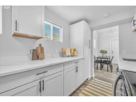 8125 SE 52nd Avenue Portland OR 97206