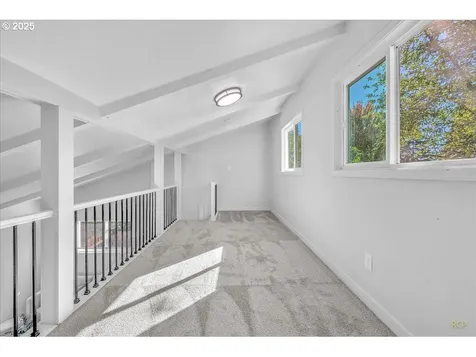 8125 SE 52nd Avenue Portland OR 97206