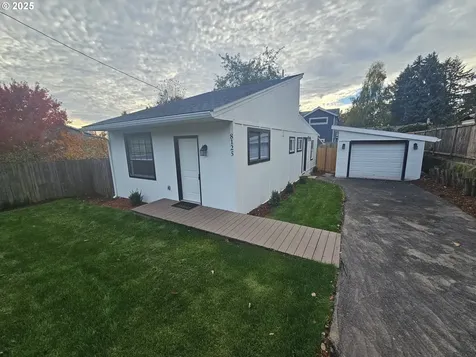 8125 SE 52nd Avenue Portland OR 97206
