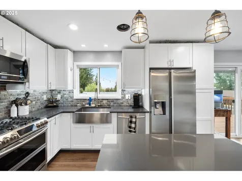 53066 NW Ej Smith Road Scappoose OR 97056