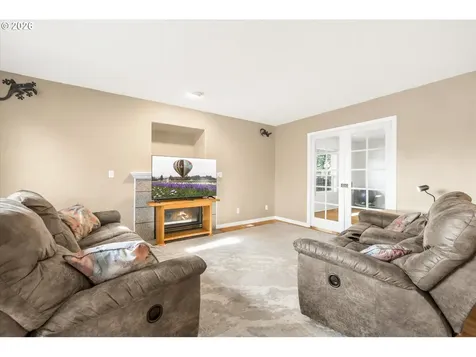 14880 SE Oregon Trail Drive Happy Valley OR 97015