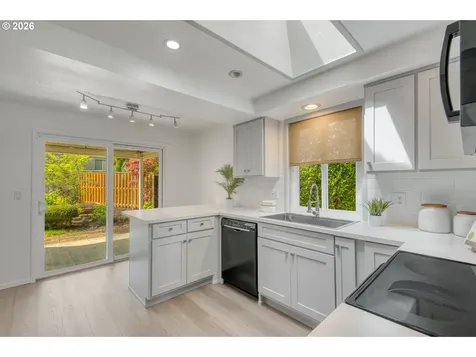 9685 SW Hialeah Drive Beaverton OR 97008