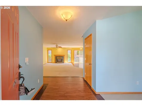 11117 NW 17th Avenue Vancouver WA 98685