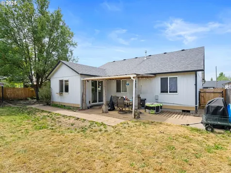 4305 NE 161st Avenue Vancouver WA 98682