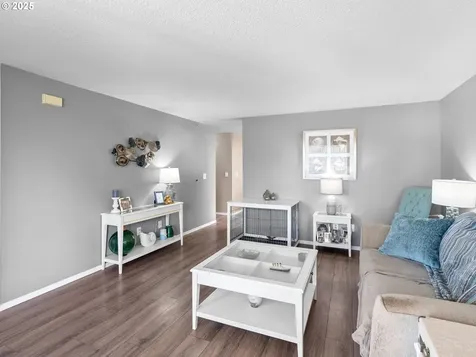 4305 NE 161st Avenue Vancouver WA 98682