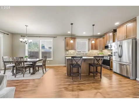 6710 NE 134th Street Vancouver WA 98686