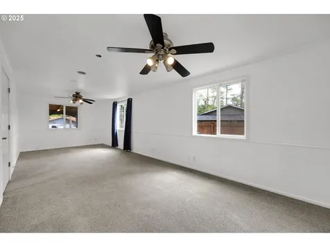 87796 Norman Avenue Veneta OR 97487