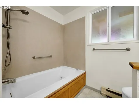 87796 Norman Avenue Veneta OR 97487