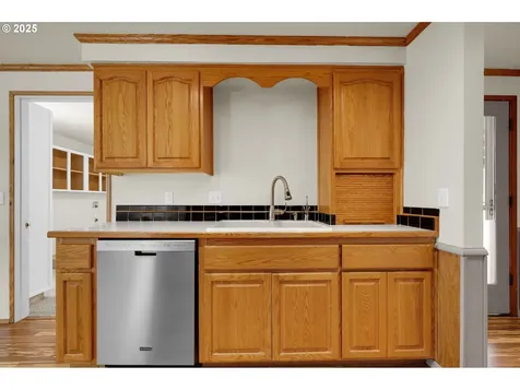 87796 Norman Avenue Veneta OR 97487