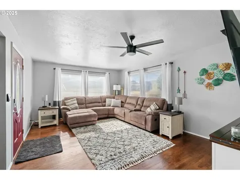 1309 SW 24th Street Pendleton OR 97801