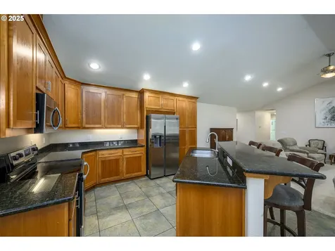 8373 Buffalo Lane Grand Ronde OR 97347