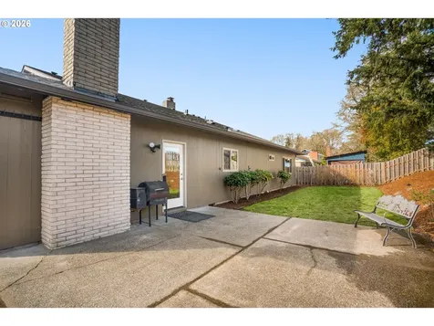 4180 NW Carlton Court Portland OR 97229