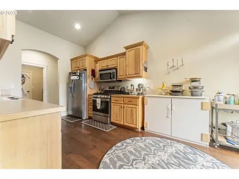 1034 Brenda Avenue Junction City OR 97448