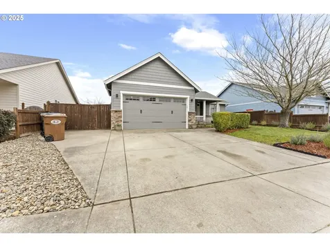 1034 Brenda Avenue Junction City OR 97448