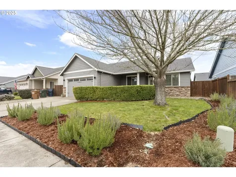 1034 Brenda Avenue Junction City OR 97448