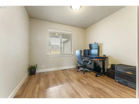 1034 Brenda Avenue Junction City OR 97448