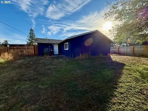 112 NE Cowden Drive Madras OR 97741