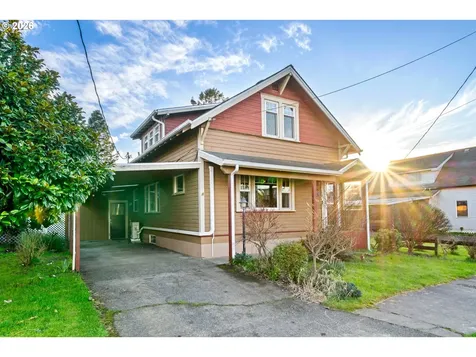 2507 6th Street Tillamook OR 97141