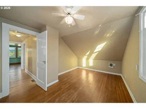 2507 6th Street Tillamook OR 97141