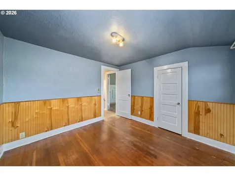 2507 6th Street Tillamook OR 97141