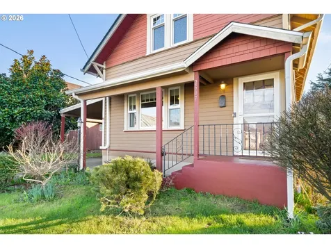 2507 6th Street Tillamook OR 97141