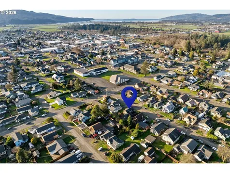 2507 6th Street Tillamook OR 97141
