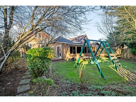 2507 6th Street Tillamook OR 97141