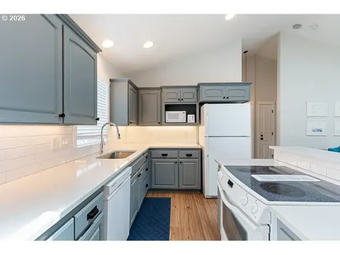 5703 Four Sisters Lane Pacific City OR 97135
