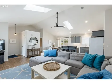 5703 Four Sisters Lane Pacific City OR 97135