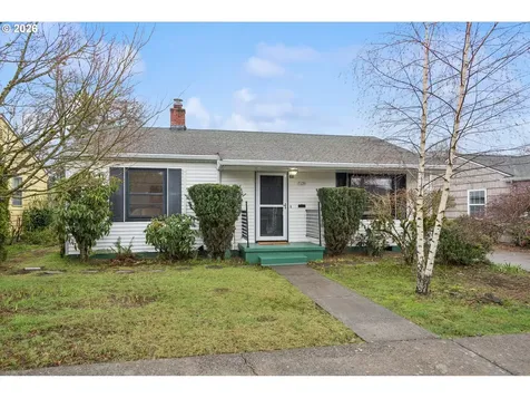 7630 NE Stanton Street Portland OR 97213