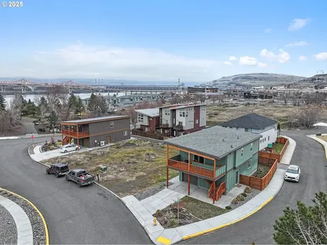 174 Blue Heron Court The Dalles OR 97058