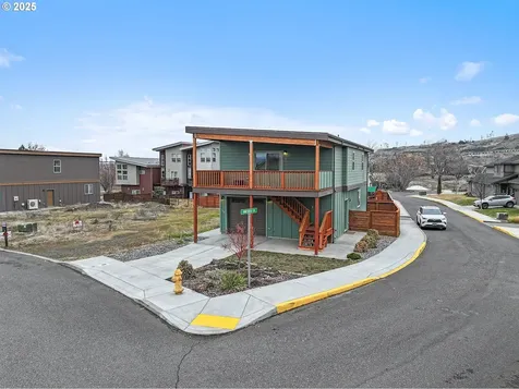 174 Blue Heron Court The Dalles OR 97058