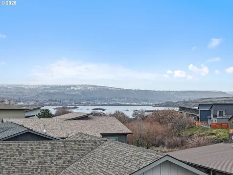 174 Blue Heron Court The Dalles OR 97058