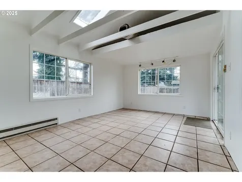 3140 Royal Avenue Eugene OR 97402