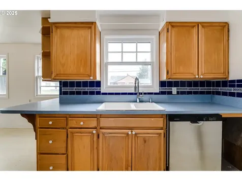3140 Royal Avenue Eugene OR 97402