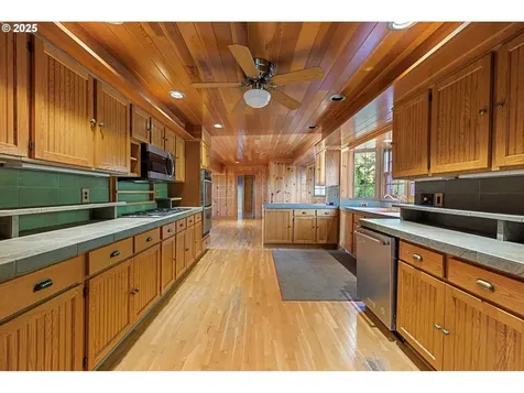 35960 NE Wilsonville Road Newberg OR 97132