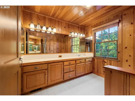 35960 NE Wilsonville Road Newberg OR 97132
