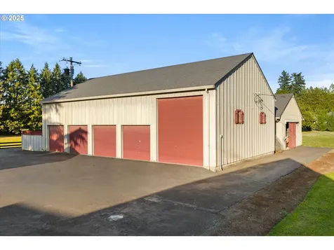 35960 NE Wilsonville Road Newberg OR 97132