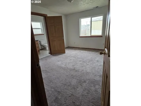313 NW Gardner Street Sheridan OR 97378