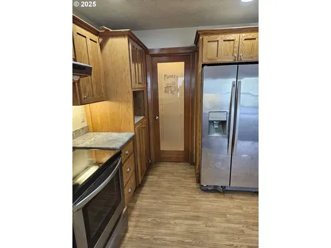 313 NW Gardner Street Sheridan OR 97378