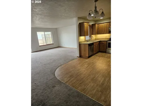313 NW Gardner Street Sheridan OR 97378