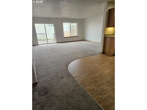 313 NW Gardner Street Sheridan OR 97378